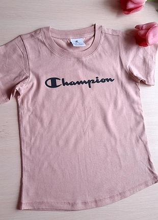 Фірмова футболка