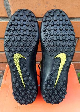 Бутси сороконіжки стоноги
nike hypervenom phelon ii tf4 фото