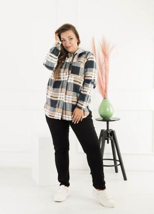Женская теплая рубашка в клетку с капюшоном на флисе осень зима