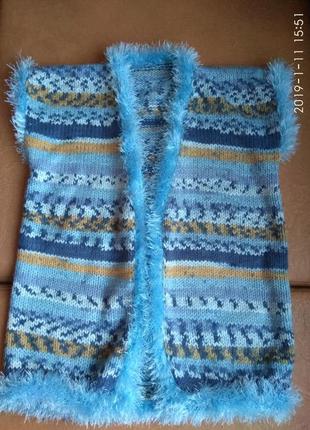 Жилетка безрукавка