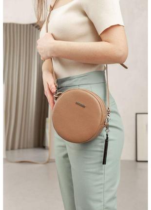 Кругла жіноча шкіряна сумочка tablet світло-бежева7 фото