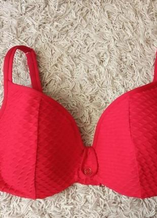 Фактурный бюст от купальника, 75d, 70e