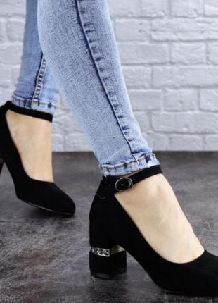 Женские туфли на каблуке черные style bruno