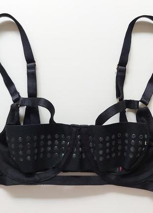 Бюстгальтер бандажного плана