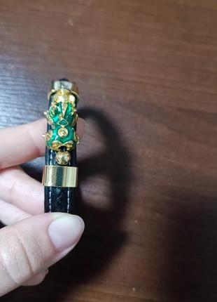 Кожаный браслет