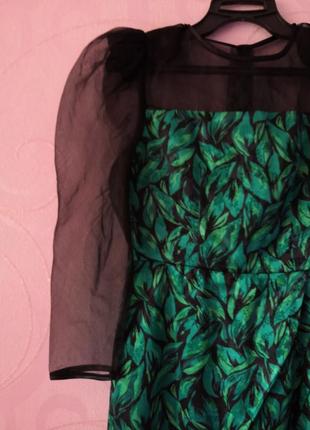 Коктейльное мини-платье в стиле 80-х