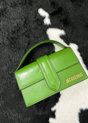 Jacquemus сумка зеленая экокожа одно большое отделение подкладка текстильная есть карманчик ремешок из эко кожи, длина регулируется до 110 см7 фото
