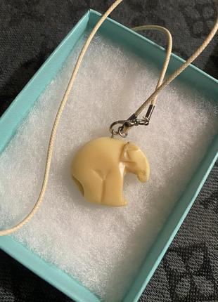 Кость. подвеска слон.3 фото