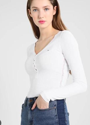 Лонгслів білий жіночий футболка з довгим рукавом hilfiger denim1 фото