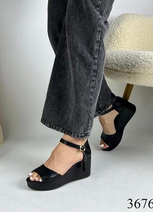 Босоніжки натуральна шкіра