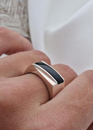 Перстень серебряный мужской с золотыми пластинами и прямоугольным ониксом7 фото