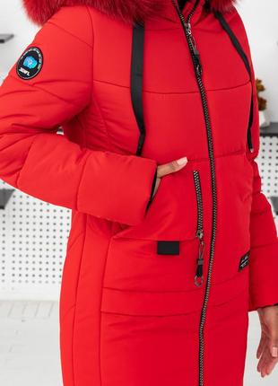 Яркая красная куртка женская зимняя с мехом. бесплатная доставка.5 фото