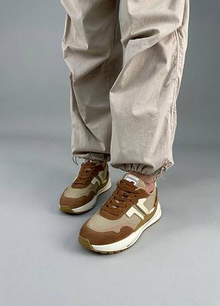 Кросівки жіночі замшеві коричневі