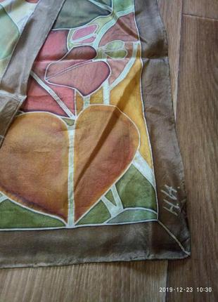 Нереальної краси шовковий шарф ручної роботи з підписом автора.2 фото
