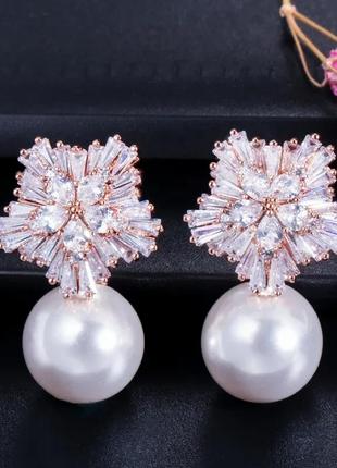 Сережки з цирконами