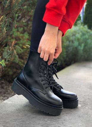 Осінні шкіряні чоботи dr. martens jadon monoblack🍂ботинки на платформі