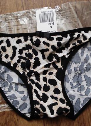 Нові трусики forever21
