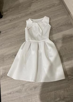 Платье белое , нарядное3 фото