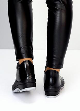 Женские резиновые ботинки3 фото