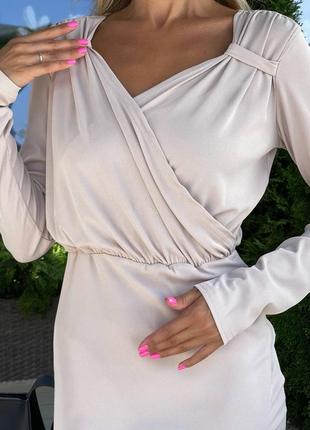 Короткое женское платье мята, беж и черная9 фото