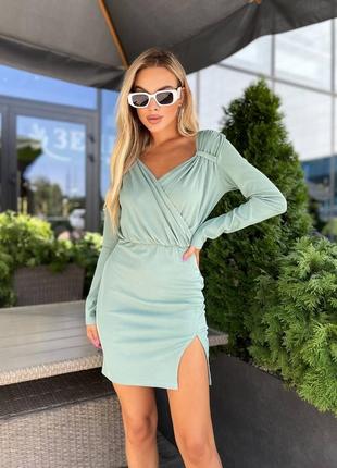 Короткое женское платье мята, беж и черная