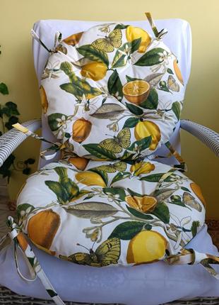 Кругла подушка  на стілець  40 см з водовідштовхувальної тканини,для садових меблів4 фото