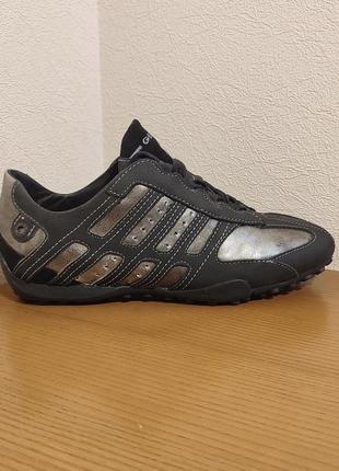 Кроссовки, сникерсы geox respira uomo snake.