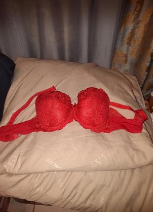 Бюстгалтер 85с