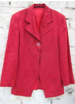 Красный льняной пиджак
