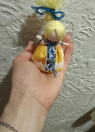 Лялька мотанка- на щастя.