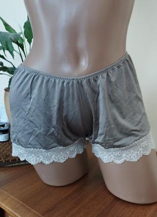 Шорти