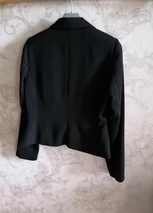 Пиджак черный с тоненьвыми полосками6 фото