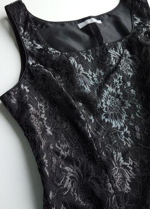 Красивое нарядное черное платье миди прямого силуэта6 фото