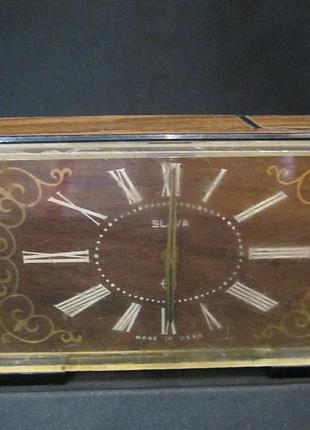 Будильник-часы  интерьерные электрические "slava" ссср №18