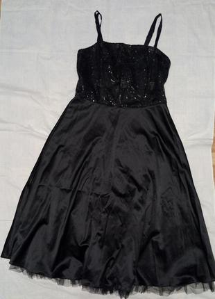 Вечернее платье на бретельках черное с пайетками вышиванка1 фото