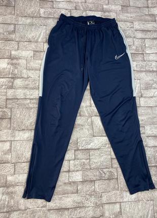 Спортивные штаны nike dri fit4 фото