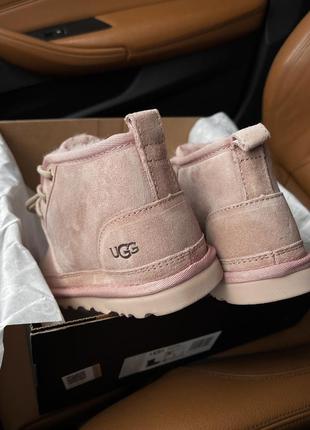 Женские розовые пудра угги на шнурках ugg neumel5 фото