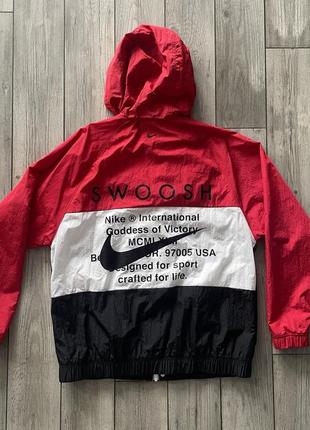 Nike swoosh червона вітровка2 фото