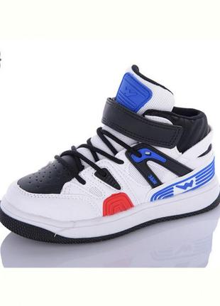 Кроссовки на мальчика