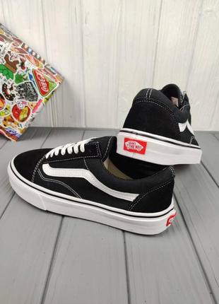 #1501
vans old skool black white