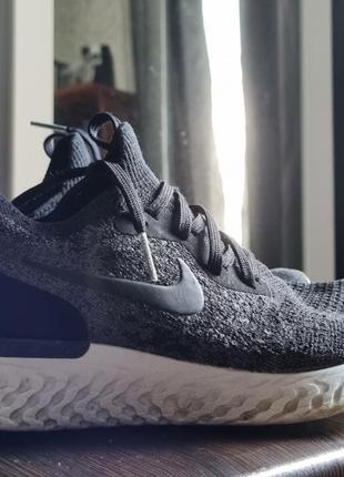 Кросовки женские черные найк