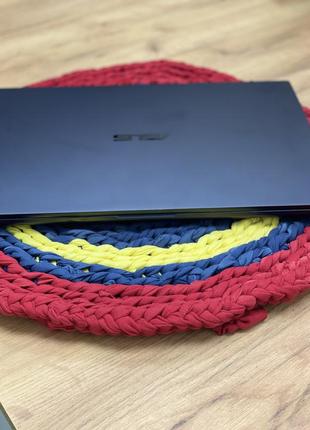 Плетеный декоративный коврик ручной работы