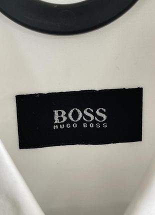 Белая оверсайз рубашка из мужского отдела hugo boss7 фото