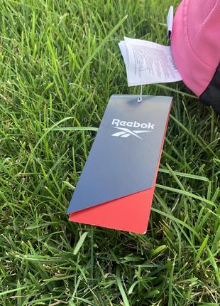 Нова оригінальна унісекс кепка від reebok running performance у розовому кольорі (м-л)4 фото