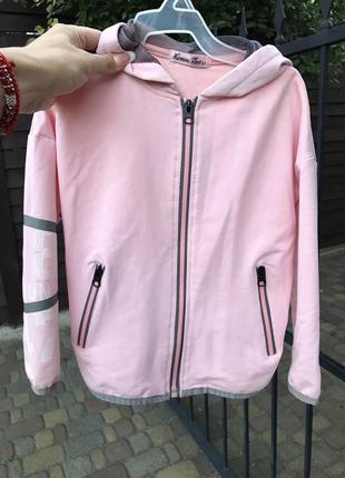 Фото 1069 свитшот на рост 116 см состояние нового