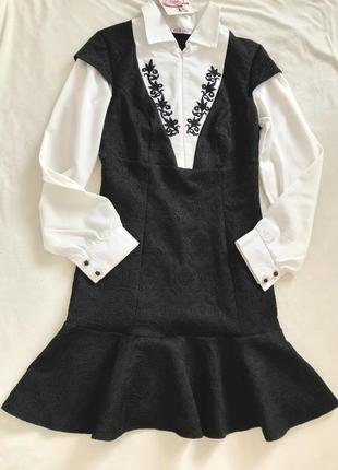 Невероятное черное платье с вышивкой