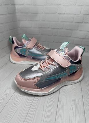 Кроссовки от clibee🤩