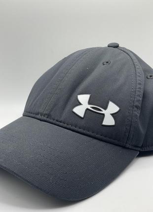 Кепка under armour