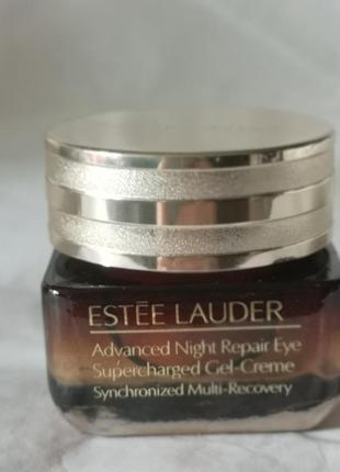 Мультифункціональний гель-крем для шкіри навколо очей estee lauder advanced night repair eye, 15 мл4 фото