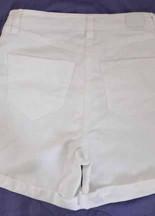 Короткие белые шорты, размер s, тм amisu2 фото